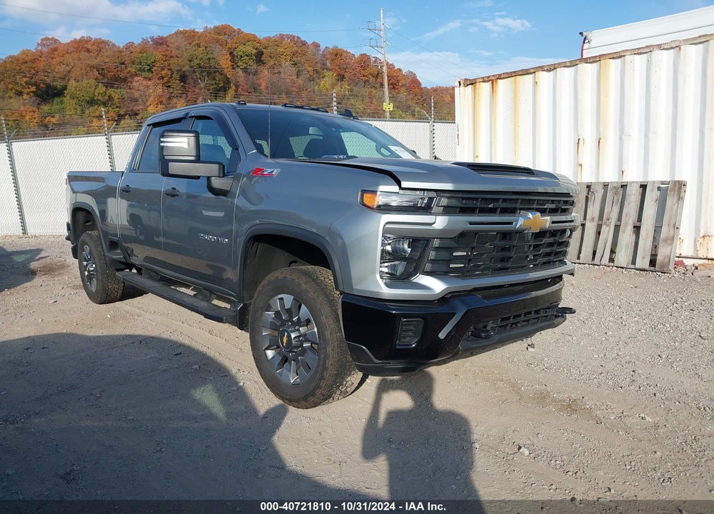 2024 CHEVROLET SILVERADO 2500HD 4WD STANDARD BED CUSTOM VIN: 2GC4YME7XR1121773