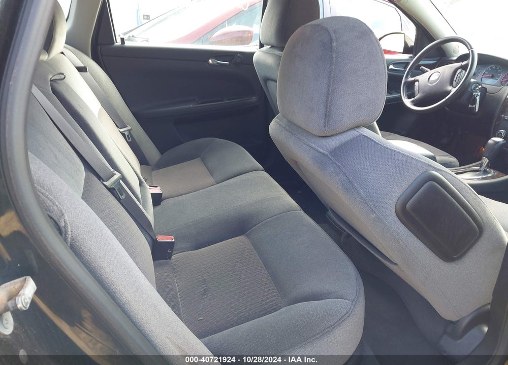 2012 CHEVROLET IMPALA LT VIN: 2G1WB5E33C1118341