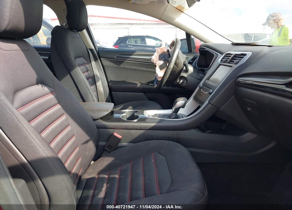 2014 FORD FUSION SE VIN: 1FA6P0HDXE5394555