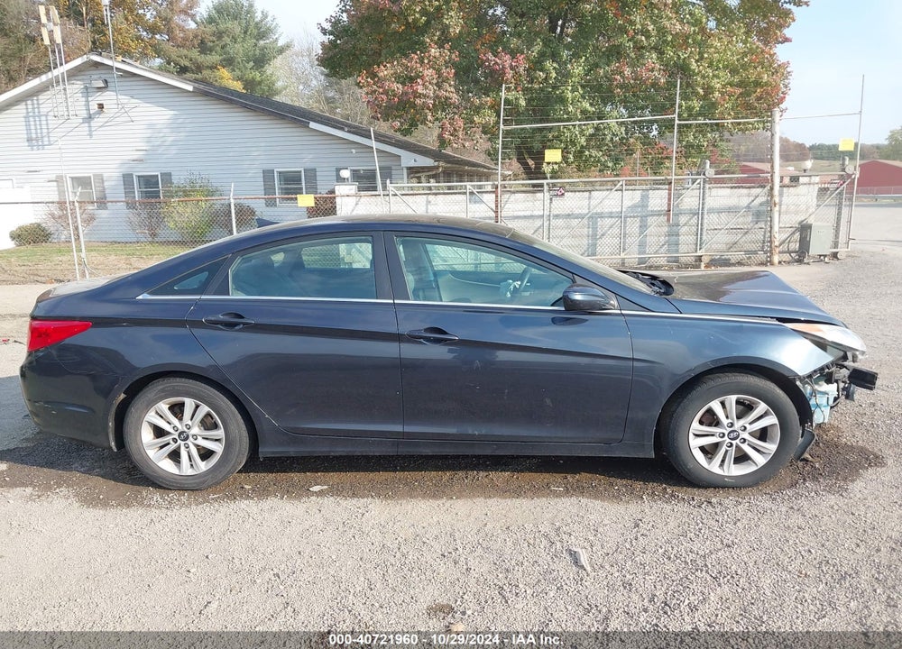 2013 HYUNDAI SONATA GLS VIN: 5NPEB4AC9DH717134
