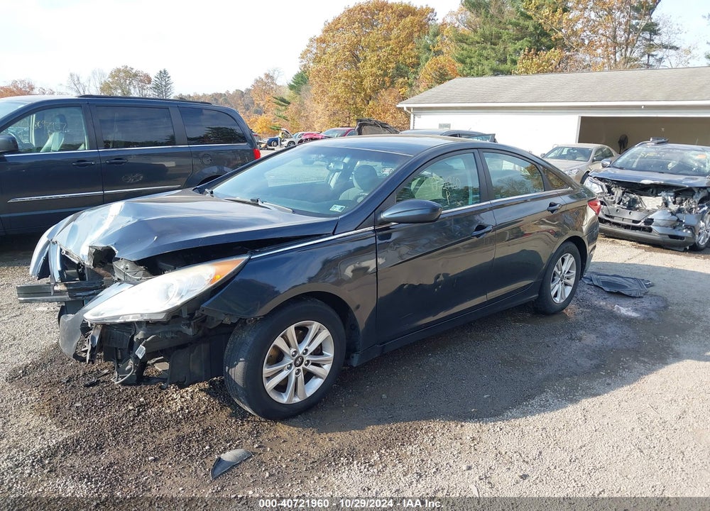 2013 HYUNDAI SONATA GLS VIN: 5NPEB4AC9DH717134