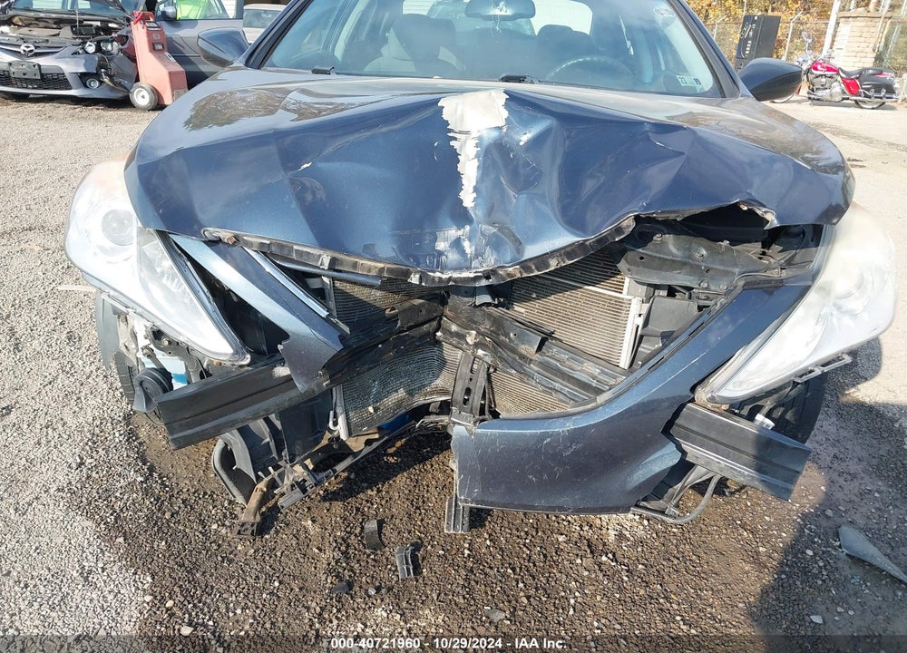 2013 HYUNDAI SONATA GLS VIN: 5NPEB4AC9DH717134