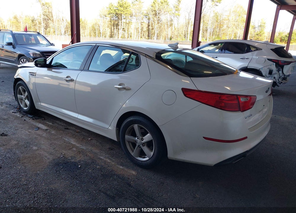 2015 KIA OPTIMA LX VIN: KNAGM4A72F5552257