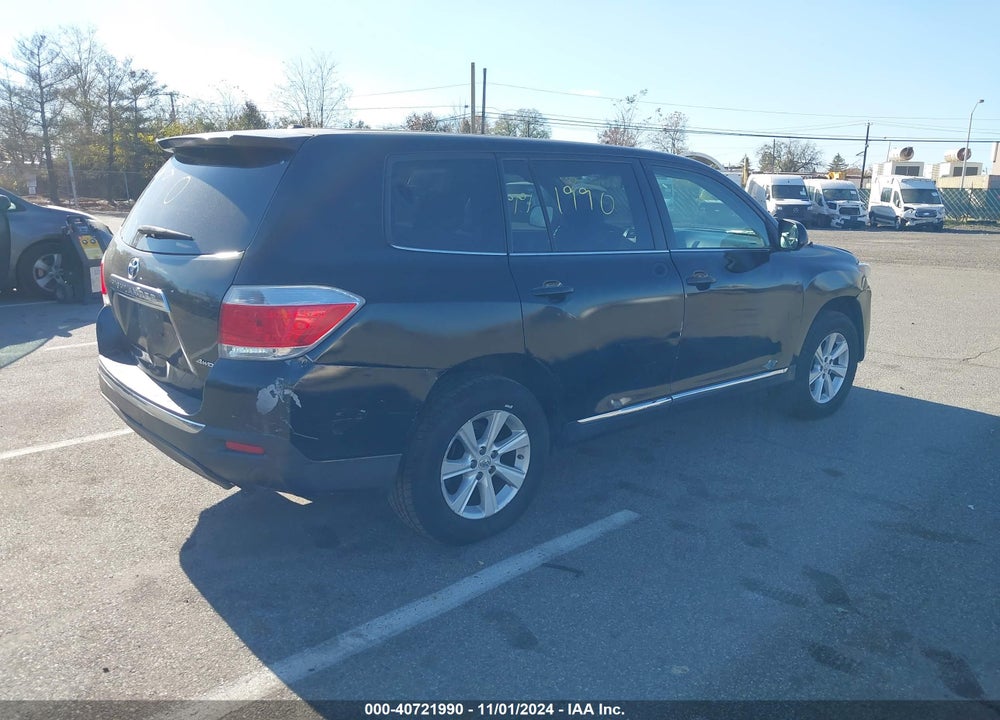 2012 TOYOTA HIGHLANDER BASE V6 (A5) VIN: 5TDBK3EHXCS126922