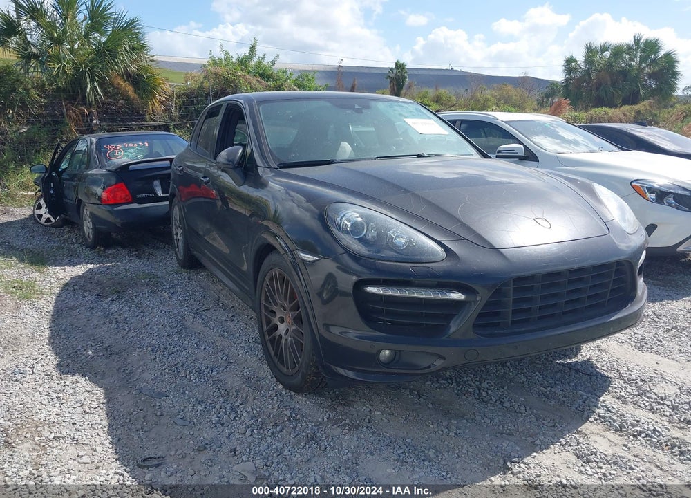 2014 PORSCHE CAYENNE GTS VIN: WP1AD2A28ELA71746