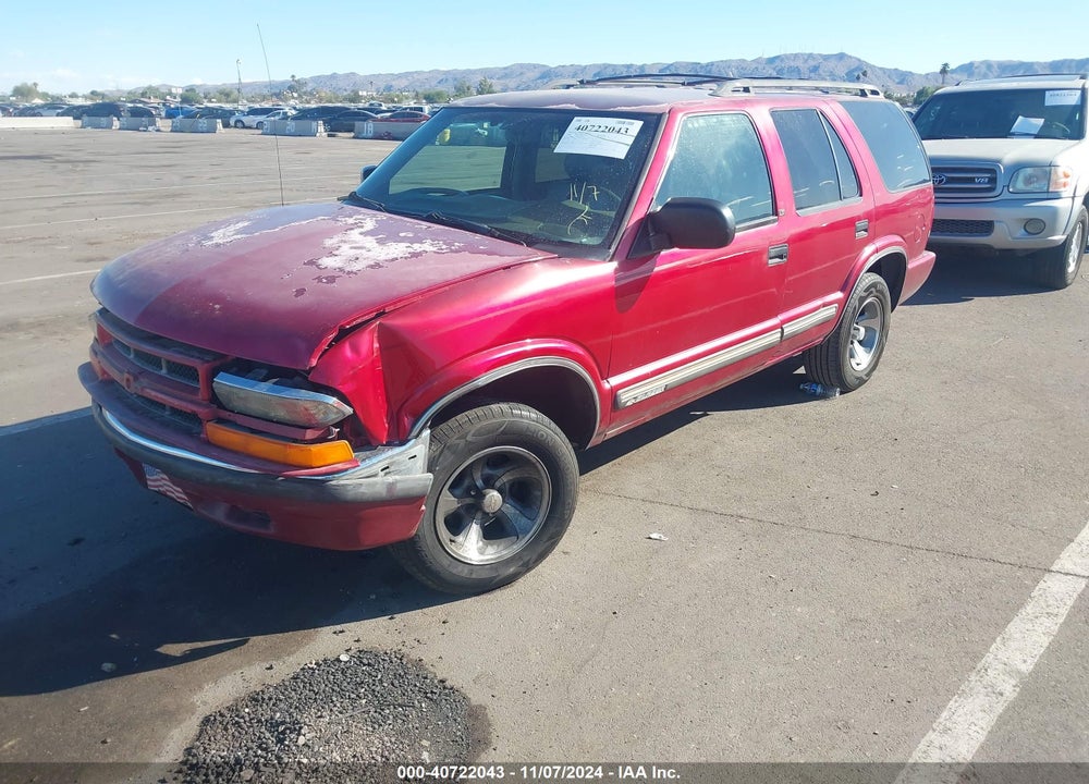 2000 CHEVROLET BLAZER LT VIN: 1GNCS13W0Y2304241
