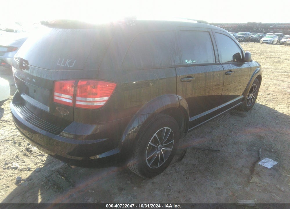 2018 DODGE JOURNEY SE VIN: 3C4PDCAB7JT383282