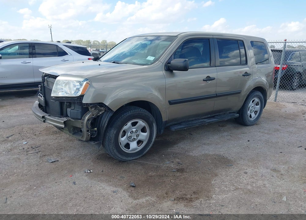 2011 HONDA PILOT LX VIN: 5FNYF4H23BB101763