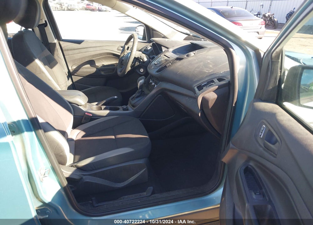 2013 FORD ESCAPE S VIN: 1FMCU0F77DUD37376