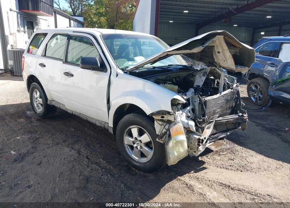 2009 FORD ESCAPE XLS VIN: 1FMCU92799KC79980