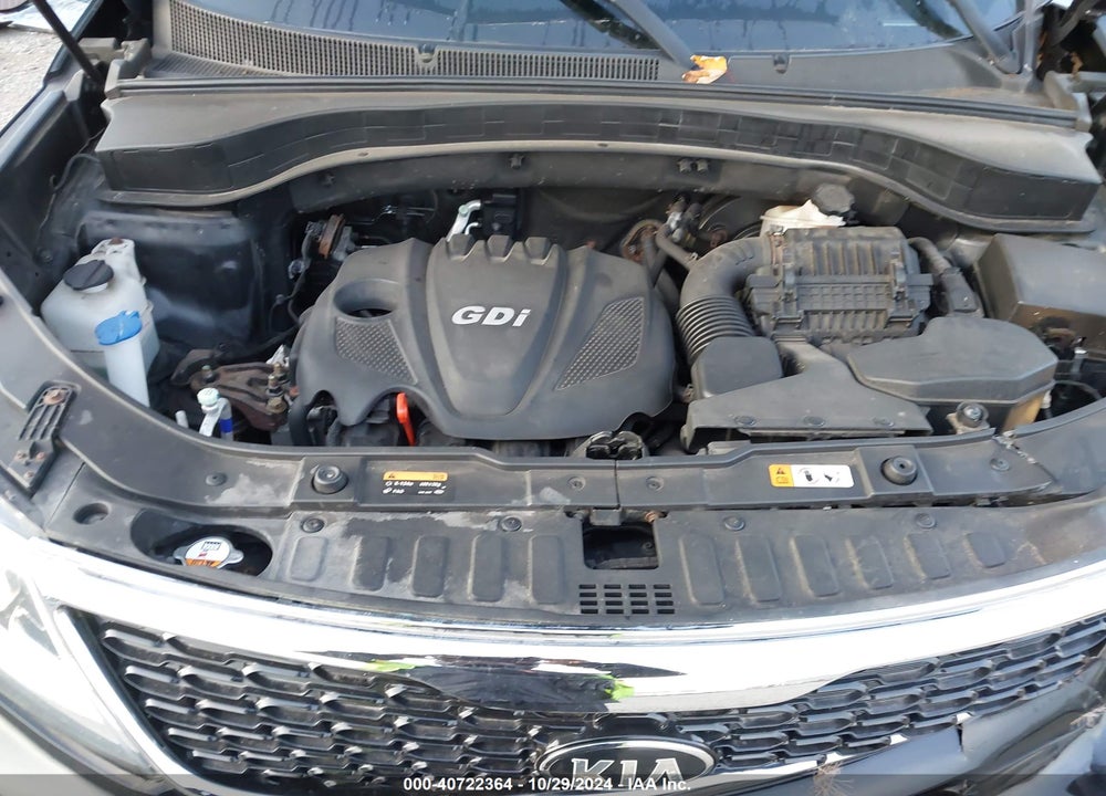 2015 KIA SORENTO LX VIN: 5XYKT3A6XFG643737