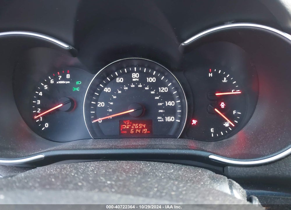 2015 KIA SORENTO LX VIN: 5XYKT3A6XFG643737