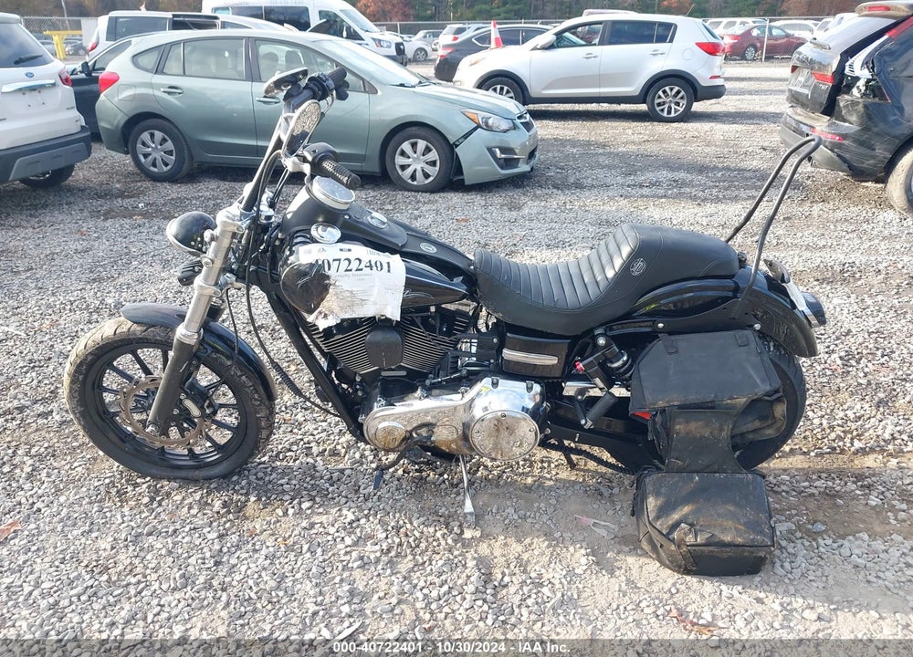 2012 HARLEY-DAVIDSON FXDC DYNA SUPER GLIDE VIN: 1HD1GV412CC315822