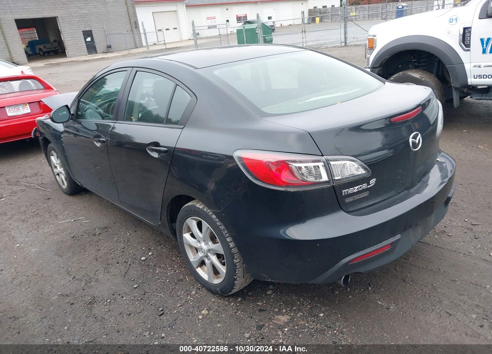 2011 MAZDA 3 I TOURING VIN: JM1BL1VG4B1378086