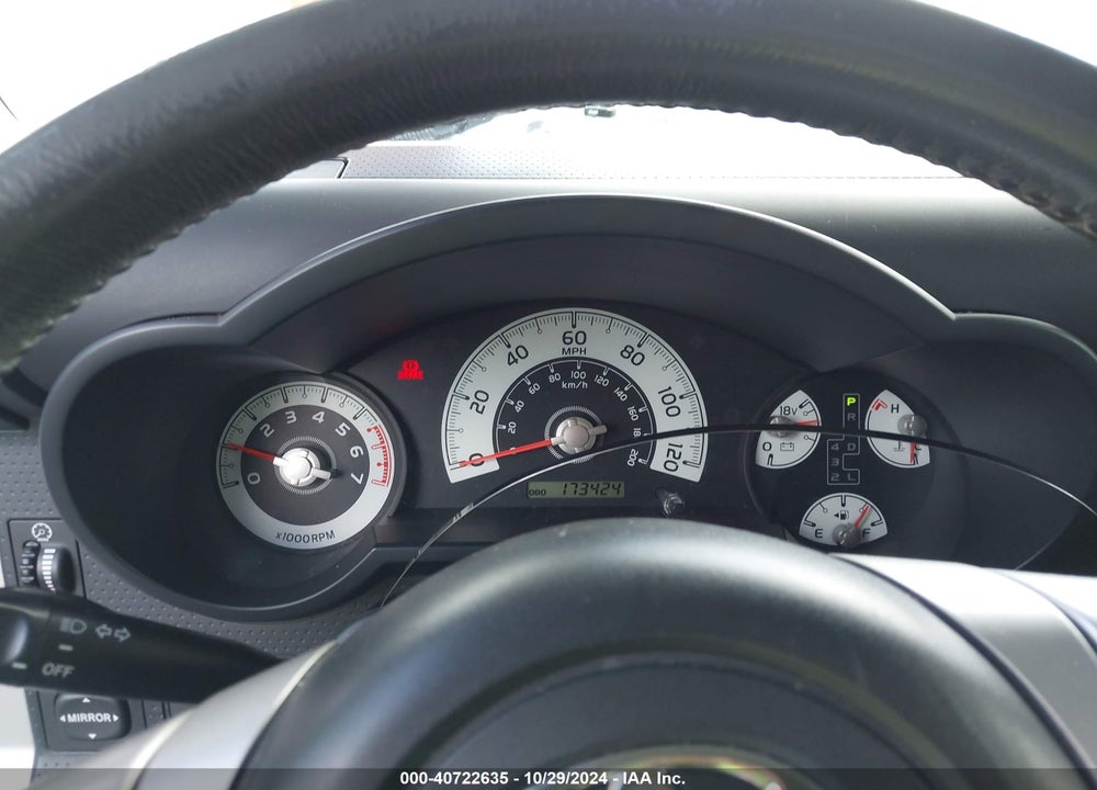 2008 TOYOTA FJ CRUISER VIN: JTEBU11F88K051036