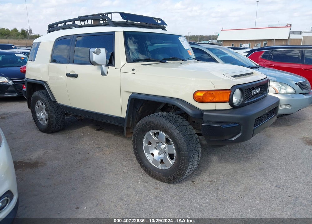 2008 TOYOTA FJ CRUISER VIN: JTEBU11F88K051036