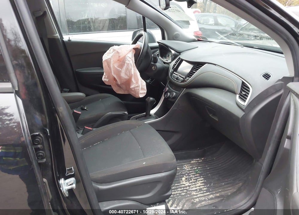 2020 CHEVROLET TRAX FWD LS VIN: KL7CJKSB7LB328235