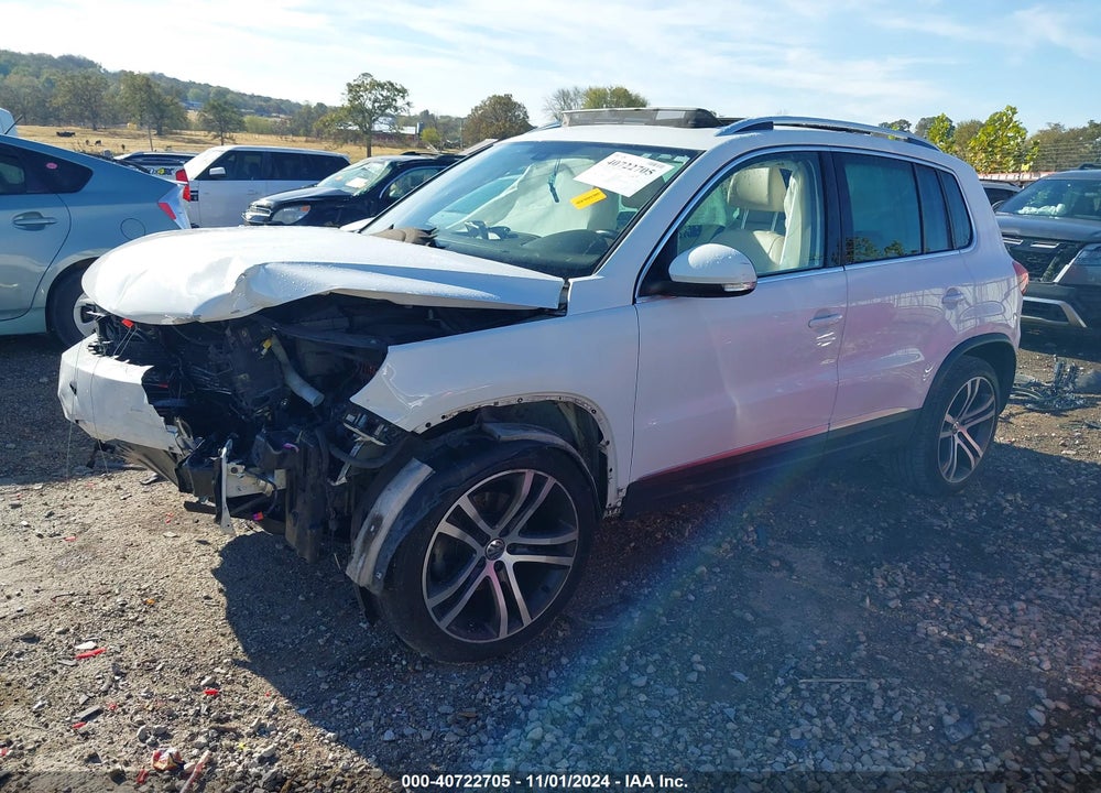 2017 VOLKSWAGEN TIGUAN 2.0T SEL VIN: WVGVV7AX1HK041499