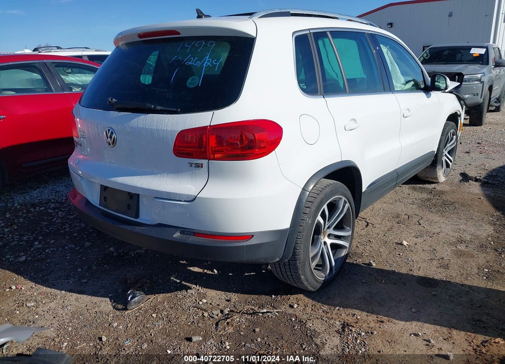 2017 VOLKSWAGEN TIGUAN 2.0T SEL VIN: WVGVV7AX1HK041499