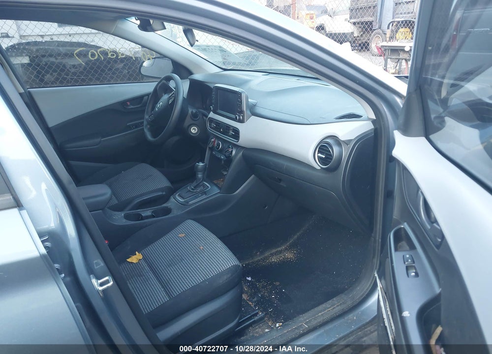 2019 HYUNDAI KONA SE VIN: KM8K12AAXKU279117