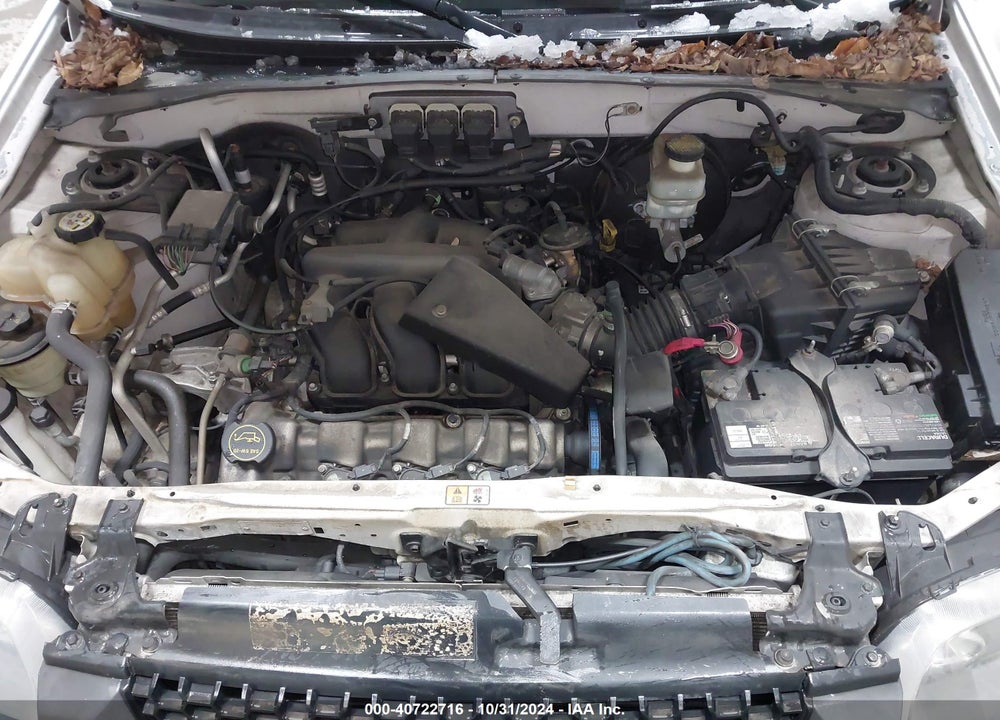 2005 FORD ESCAPE XLT VIN: 1FMYU03165KB05399