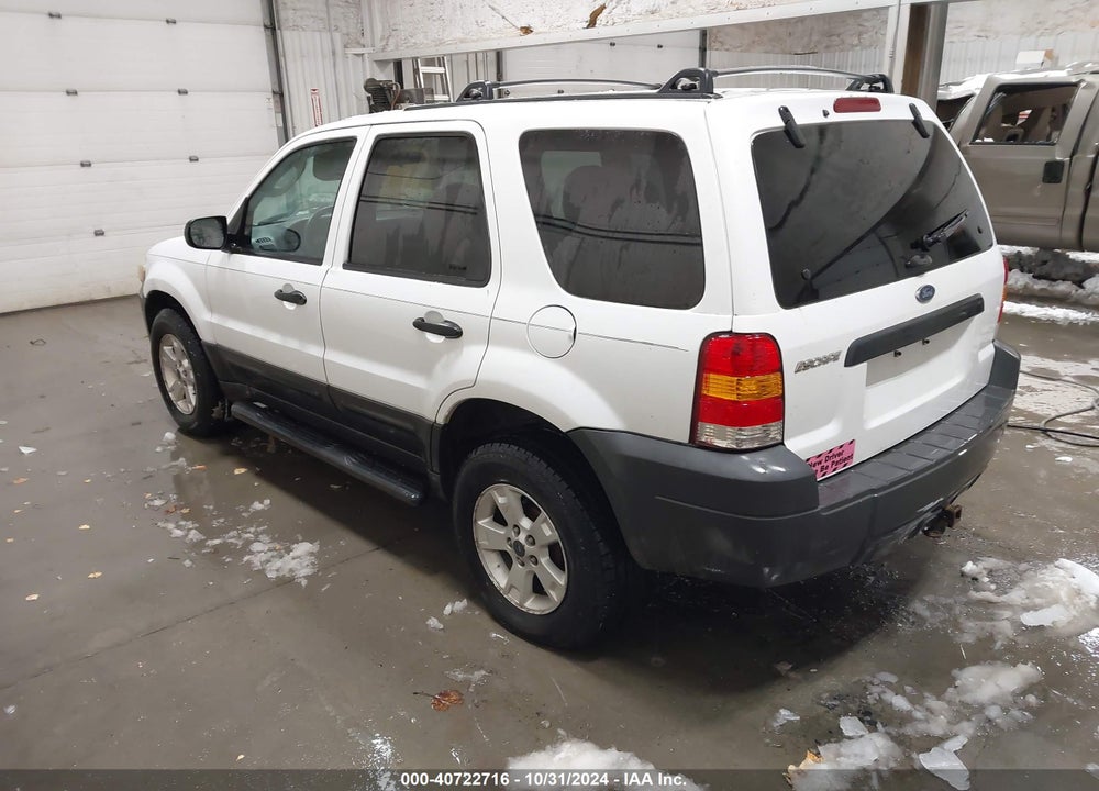 2005 FORD ESCAPE XLT VIN: 1FMYU03165KB05399