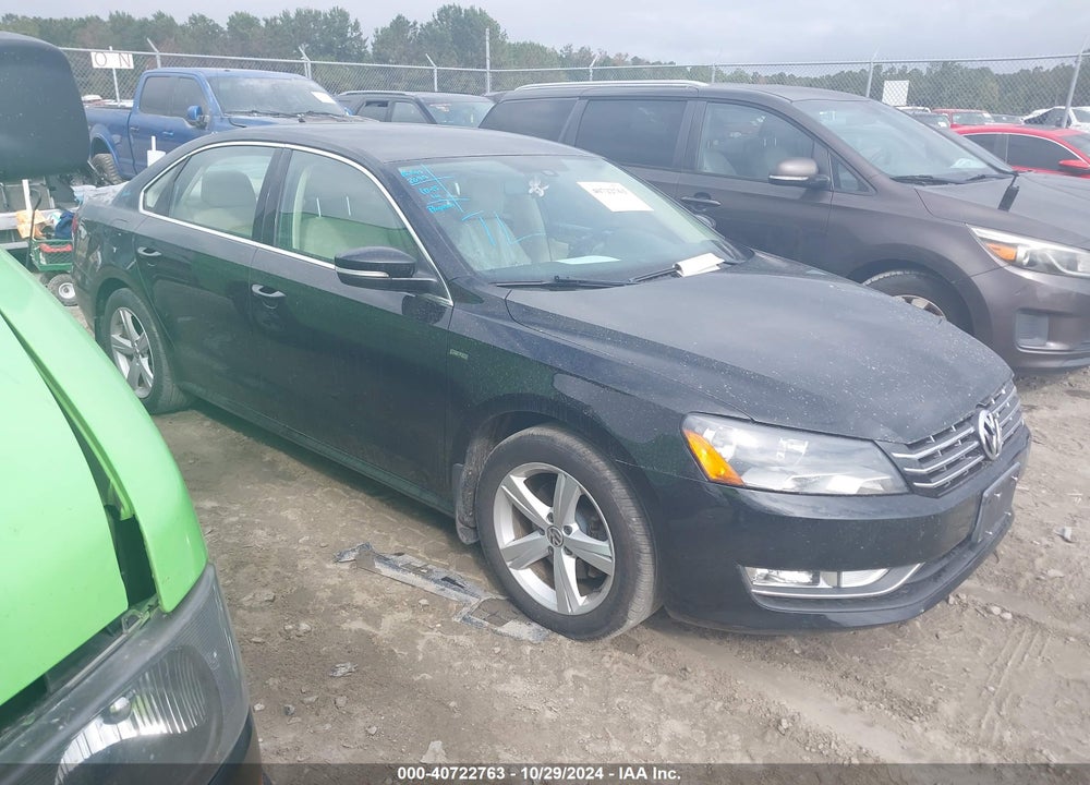 2015 VOLKSWAGEN PASSAT 1.8T LIMITED EDITION VIN: 1VWAT7A36FC118071
