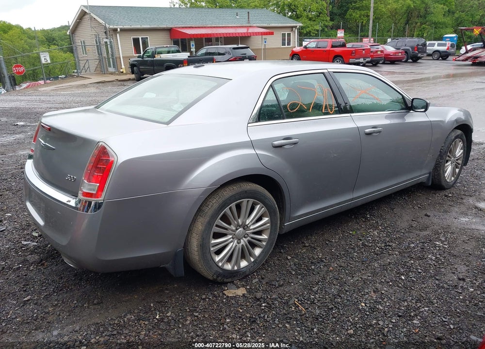 2013 CHRYSLER 300 MOTOWN VIN: 2C3CCARG0DH595416