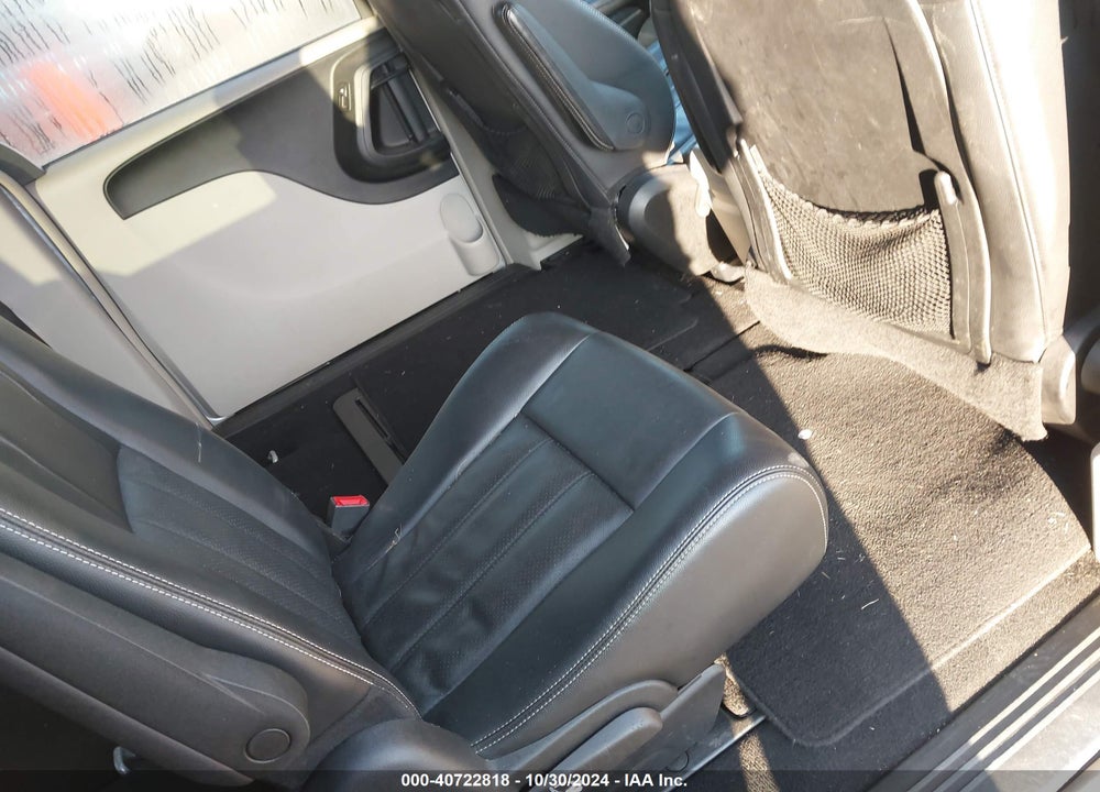 2012 CHRYSLER TOWN & COUNTRY TOURING VIN: 2C4RC1BG5CR382034
