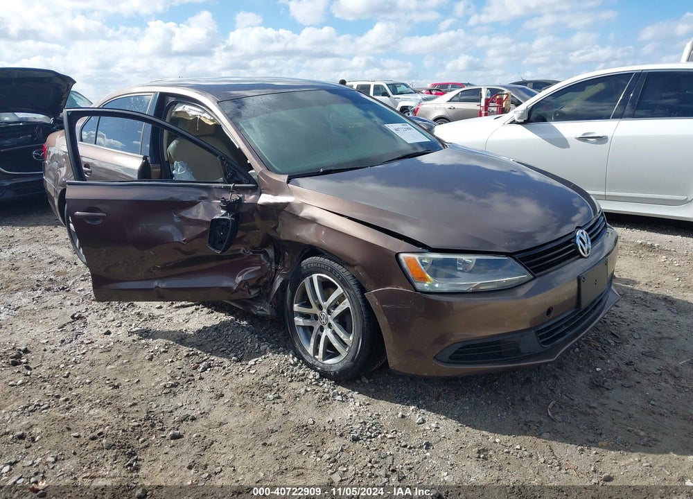 2011 VOLKSWAGEN JETTA 2.5L SE VIN: 3VWDX7AJ8BM313677
