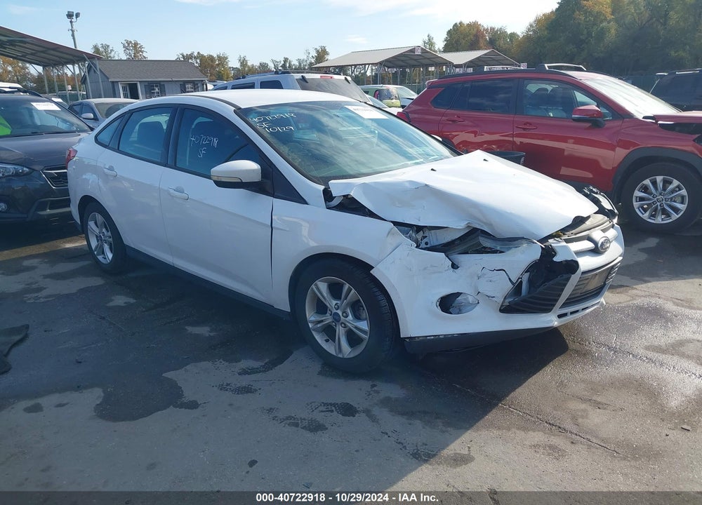 2014 FORD FOCUS SE VIN: 1FADP3F24EL388028