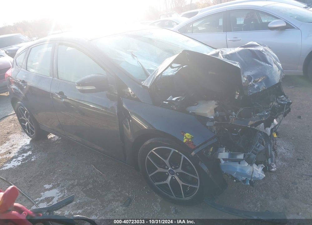 2018 FORD FOCUS SEL VIN: 1FADP3M2XJL267615