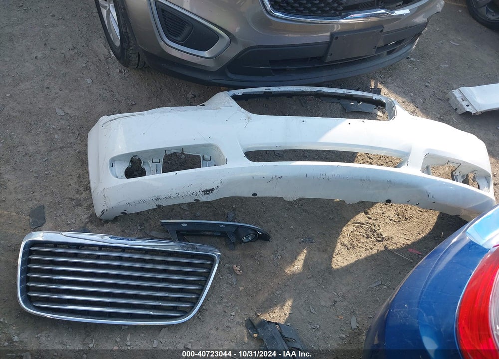 2014 CHRYSLER 300 VIN: 2C3CCARG0EH301918