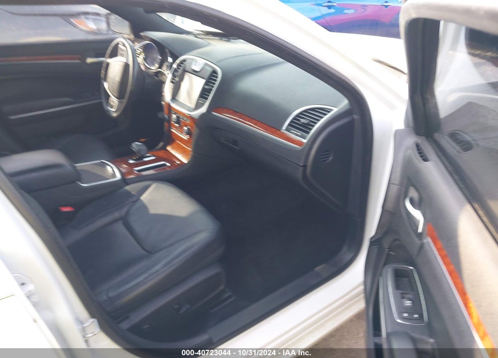 2014 CHRYSLER 300 VIN: 2C3CCARG0EH301918