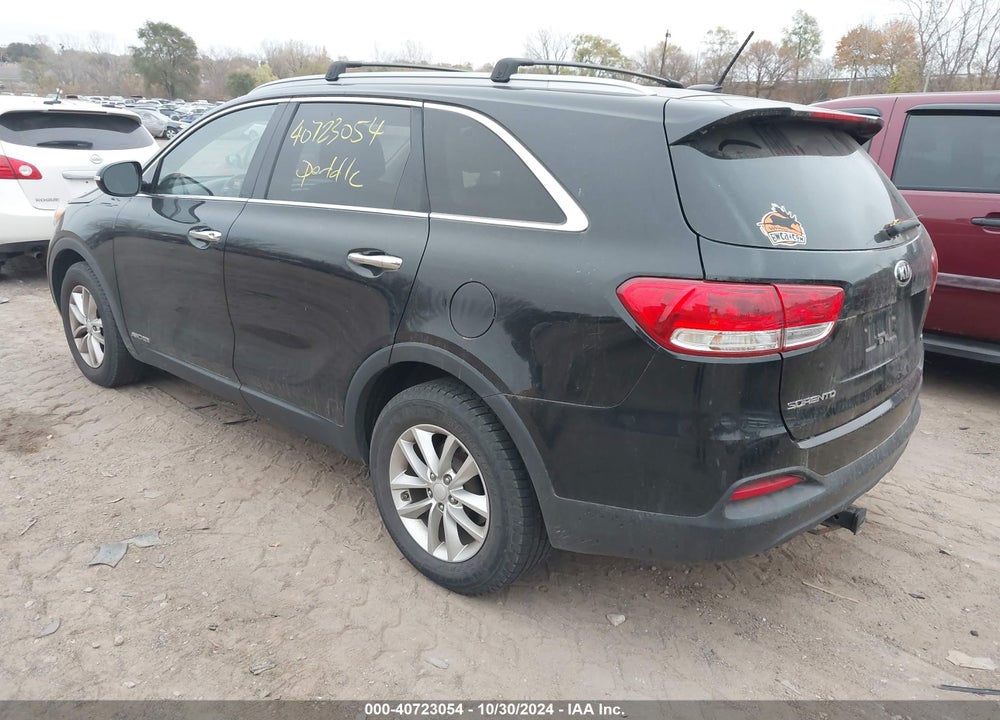 2016 KIA SORENTO 3.3L LX VIN: 5XYPGDA50GG092324