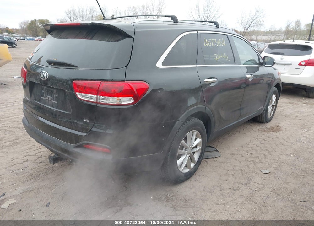 2016 KIA SORENTO 3.3L LX VIN: 5XYPGDA50GG092324