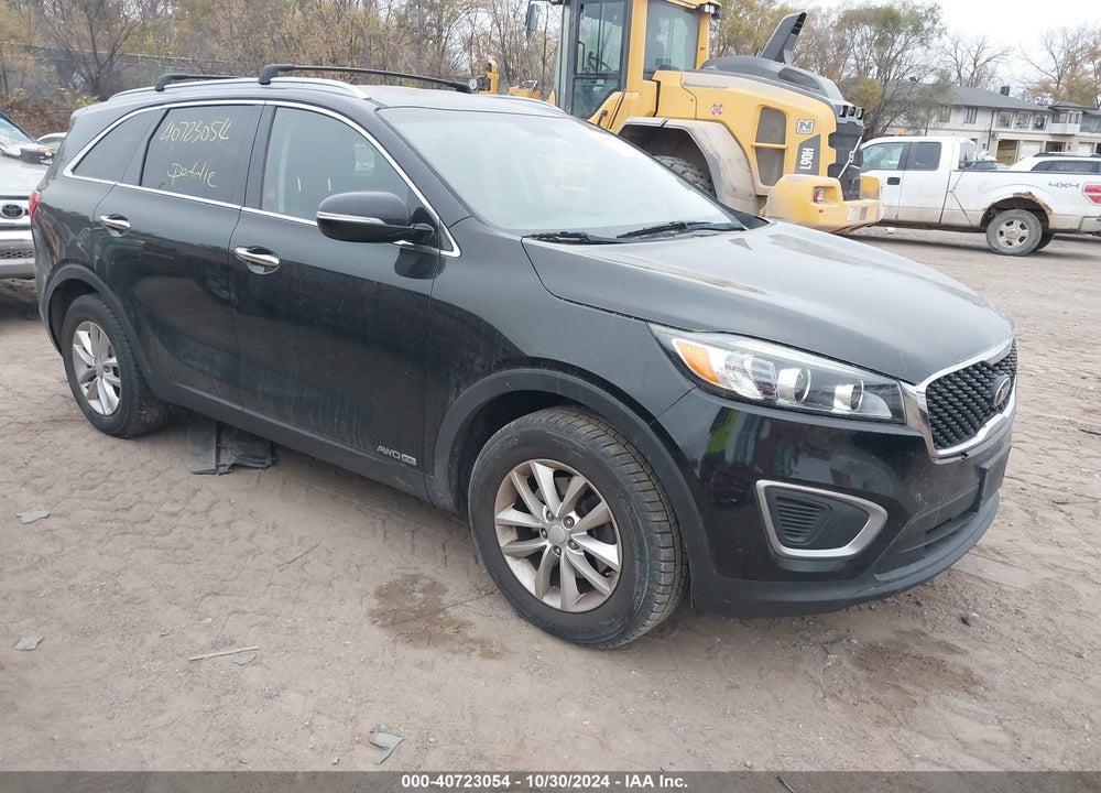 2016 KIA SORENTO 3.3L LX VIN: 5XYPGDA50GG092324
