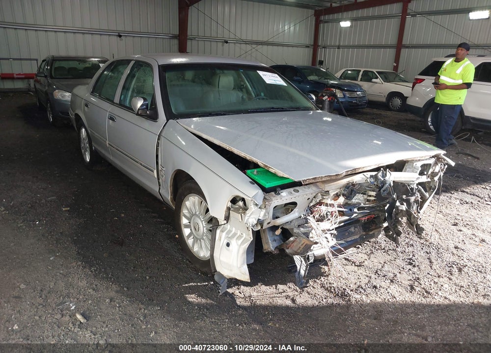 2010 MERCURY GRAND MARQUIS LS (FLEET ONLY) VIN: 2MEBM7FV8AX625904