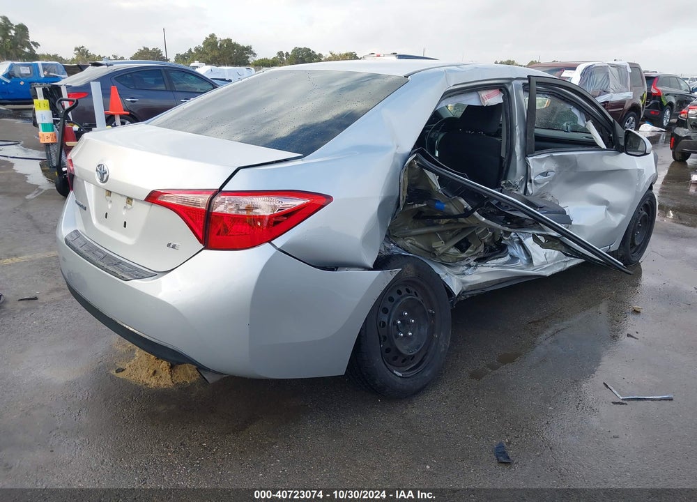 2018 TOYOTA COROLLA LE VIN: 5YFBURHEXJP808042