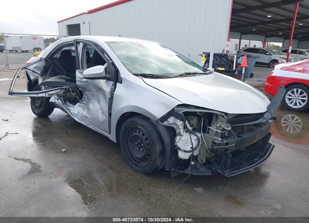 2018 TOYOTA COROLLA LE VIN: 5YFBURHEXJP808042