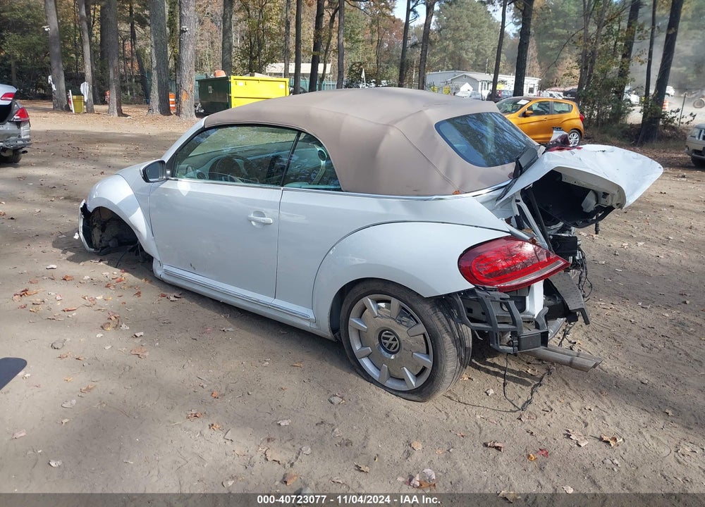 2019 VOLKSWAGEN BEETLE VIN: 3VW5DAAT9KM506299