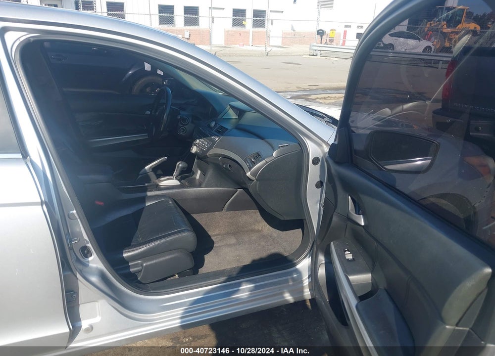2009 HONDA ACCORD 2.4 EX-L VIN: 1HGCP26839A062289
