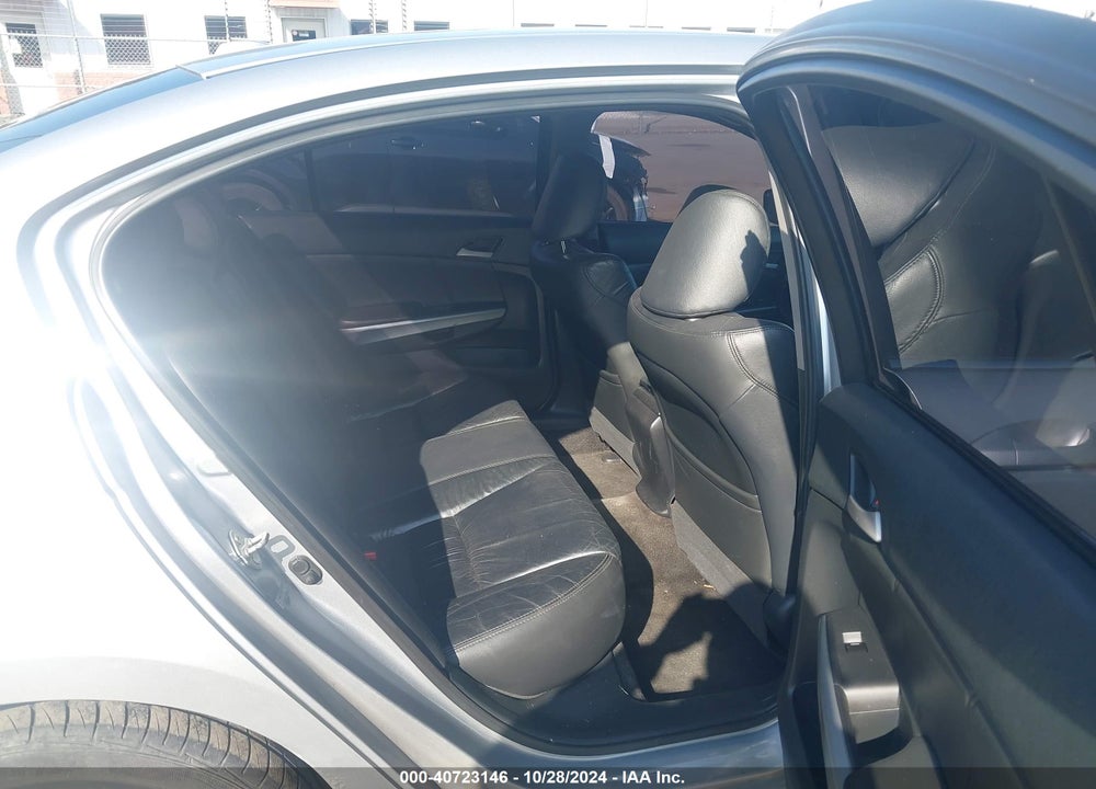 2009 HONDA ACCORD 2.4 EX-L VIN: 1HGCP26839A062289