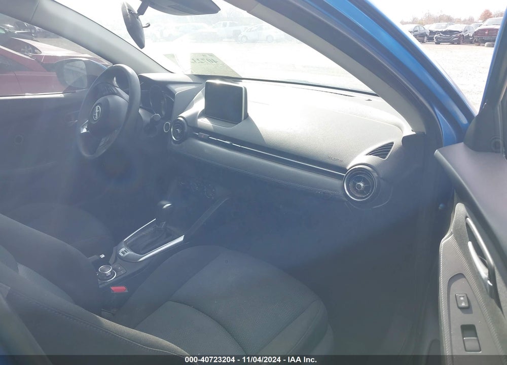 2016 SCION IA VIN: 3MYDLBZV0GY104833