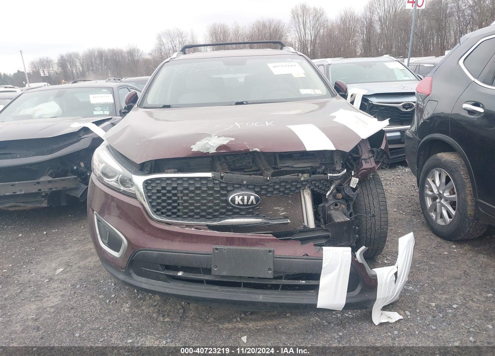 2018 KIA SORENTO 2.4L LX VIN: 5XYPGDA3XJG392572