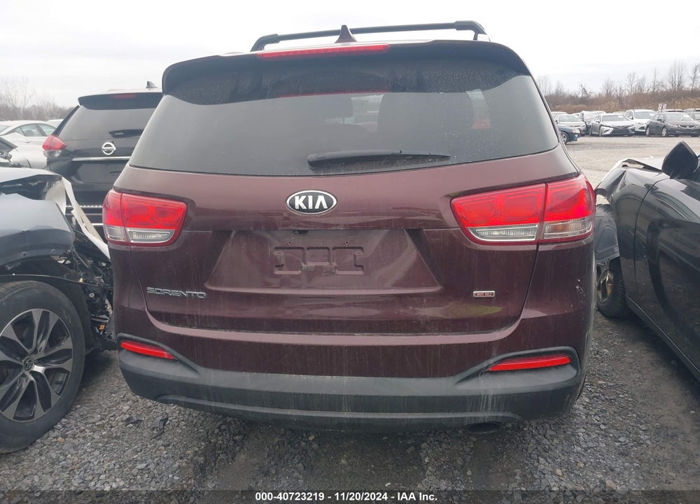 2018 KIA SORENTO 2.4L LX VIN: 5XYPGDA3XJG392572