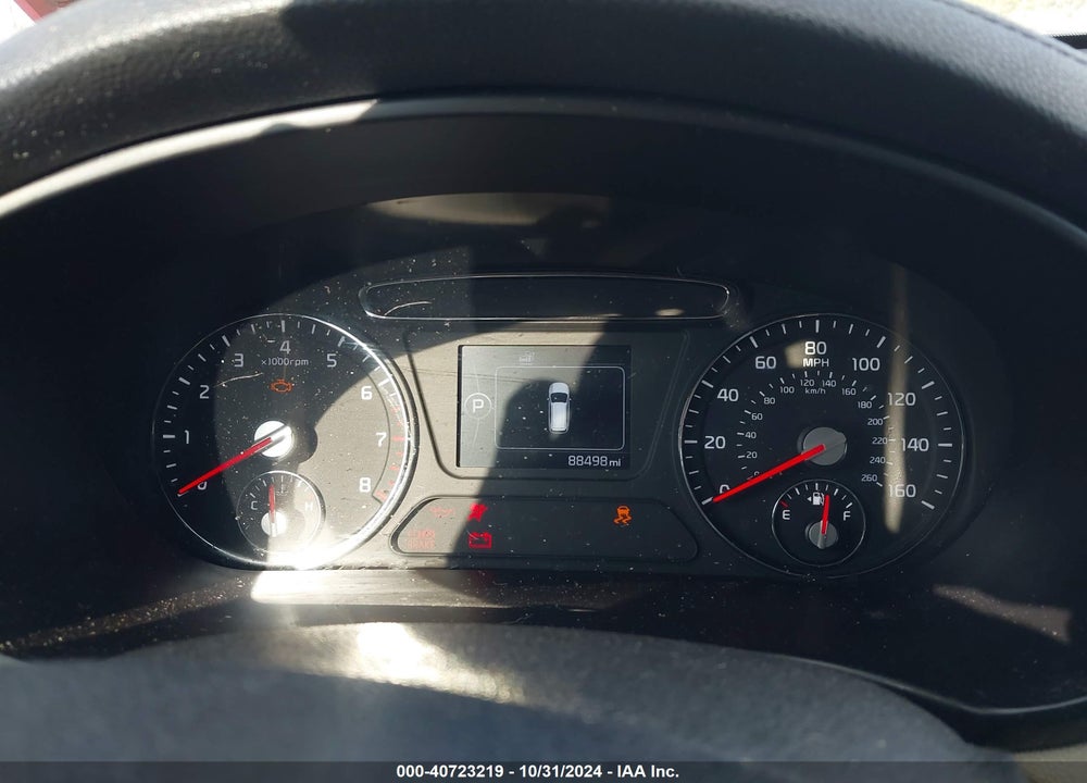 2018 KIA SORENTO 2.4L LX VIN: 5XYPGDA3XJG392572
