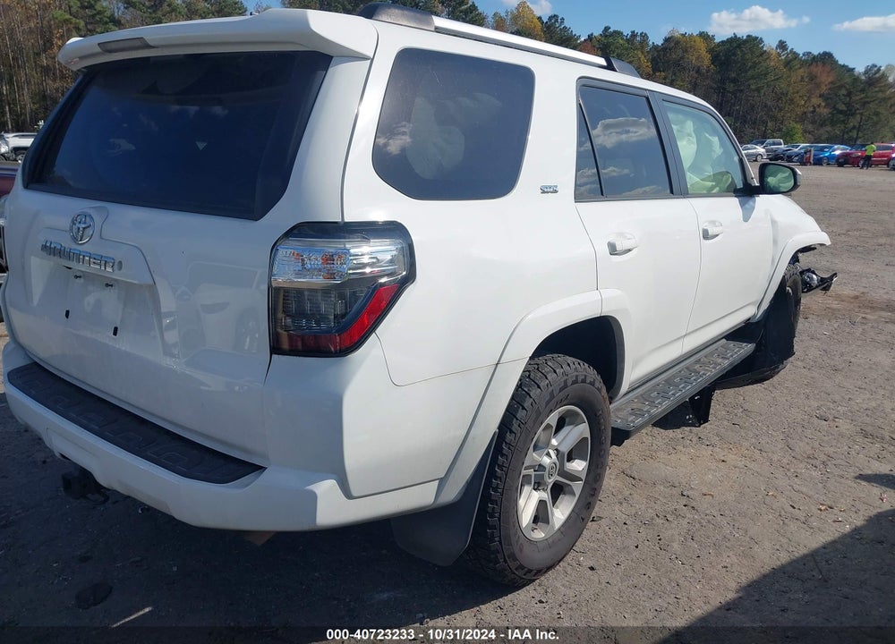2020 TOYOTA 4RUNNER SR5 VIN: JTEBU5JR5L5768311