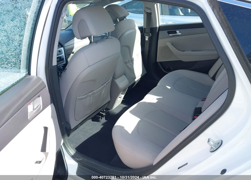 2016 HYUNDAI SONATA SE VIN: 5NPE24AF2GH428580