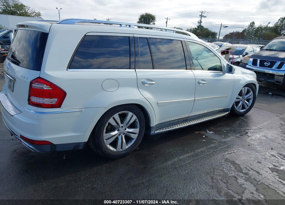2011 MERCEDES-BENZ GL 450 4MATIC VIN: 4JGBF7BE2BA642656
